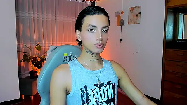 Snapshot of nilam_valker chatting on 06-07-26, 07:41 nilam valker online show from 06-07-26, 07:41