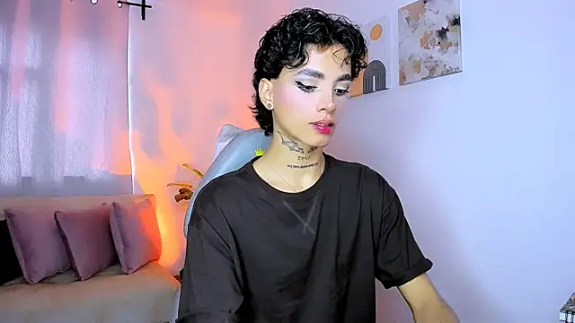 nilam valker online show from 04-07-26, 08:32