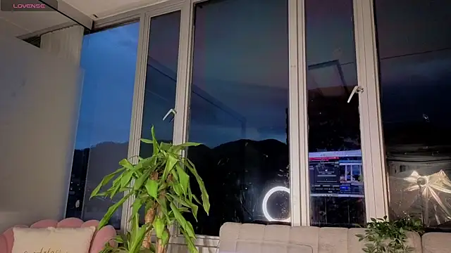 Ivanna West online show from 10-03-25, 10:28