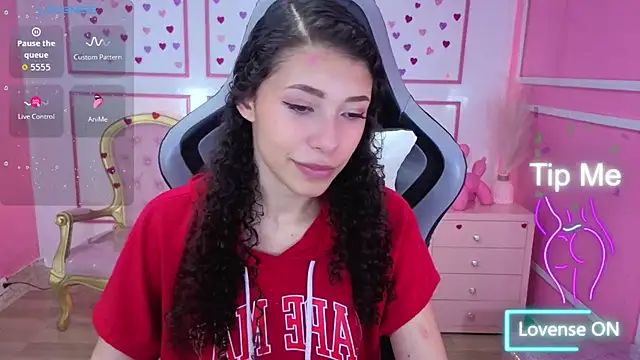 danatella a online show from 12-18-25, 08:01