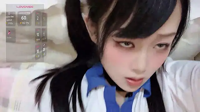 yueyue2003 online show from 05-09-26, 12:30