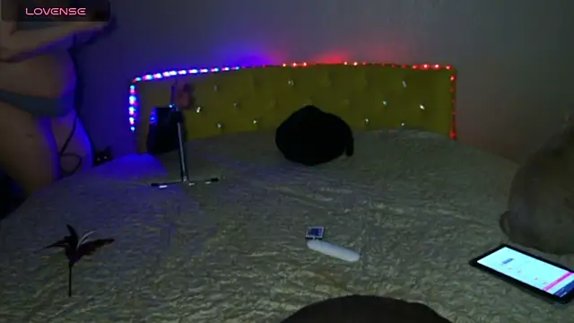 kali rosess online show from 11-28-25, 01:06