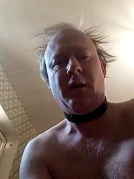 Snapshot of petermiki57 chatting on 11-19-25, 07:08 petermiki57 online show from 11-19-25, 07:08