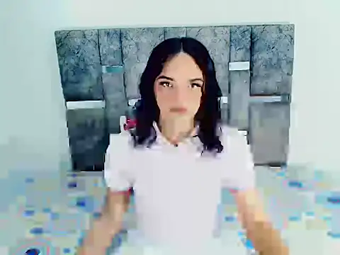 Snapshot of cherry_crushx chatting on 01-17-26, 06:06 cherry crushx online show from 01-17-26, 06:06