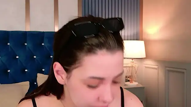 Snapshot of Alice_Deleon chatting on 07-09-26, 10:48 Alice Deleon online show from 07-09-26, 10:48