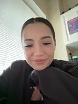 Snapshot of Alice_Deleon chatting on 03-03-26, 11:39 Alice Deleon online show from 03-03-26, 11:39