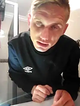 Ruanie online show from 04-13-26, 07:29