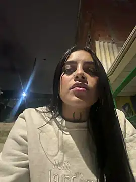 Emily sharlot online show from 05-18-26, 07:02