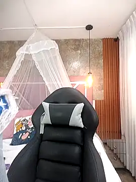 EmmaSulivan online show from 09-25-25, 12:33