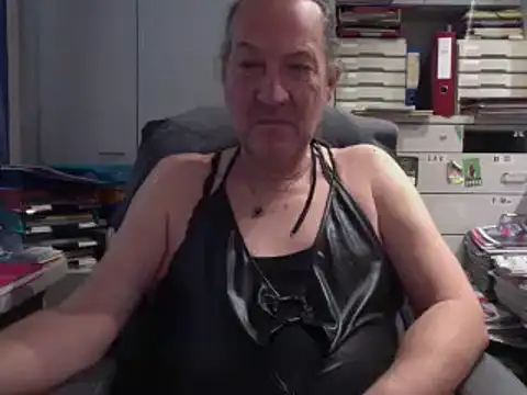 HMStraps01 online show from 10-30-25, 10:24