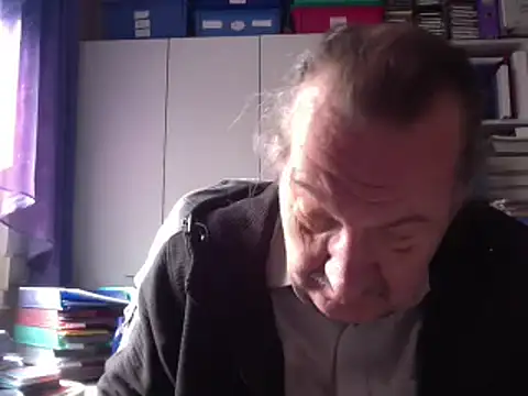 HMStraps01 online show from 12-12-24, 09:30