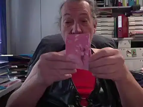 HMStraps01 online show from 09-29-25, 11:38