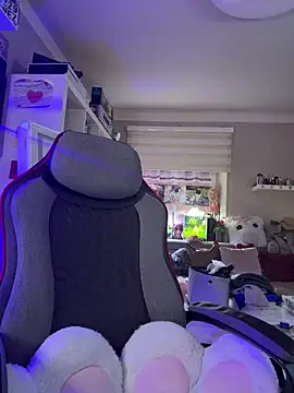 sexymelli18 online show from 10-07-25, 05:47