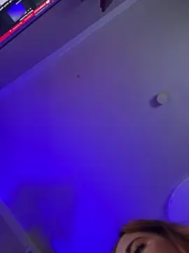 sexymelli18 online show from 10-03-25, 05:14