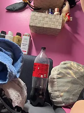 sexymelli18 online show from 12-16-25, 06:01