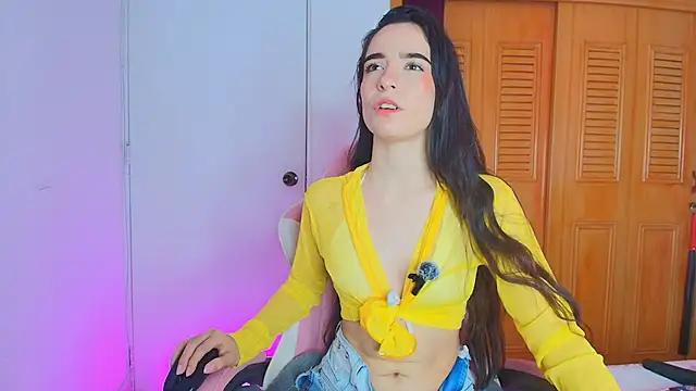 Peach Rose  online show from 10-12-25, 07:04