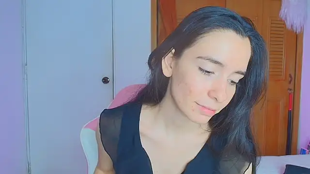 Peach Rose  online show from 11-09-25, 08:46