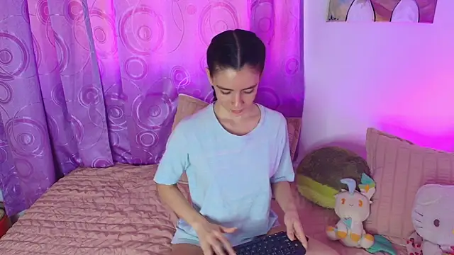 Peach Rose  online show from 11-05-25, 07:06