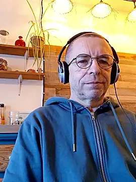 Xavspank2 online show from 01-06-26, 09:02