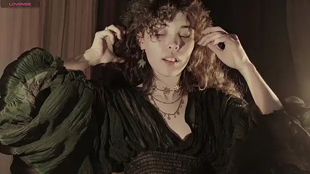 Snapshot of Dizer_clopy chatting on 02-14-26, 08:42 Dizer clopy online show from 02-14-26, 08:42