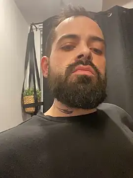 guccititi online show from 11-01-25, 03:35