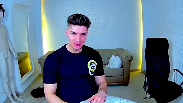 MaxKaiden online show from 02-13-26, 06:13