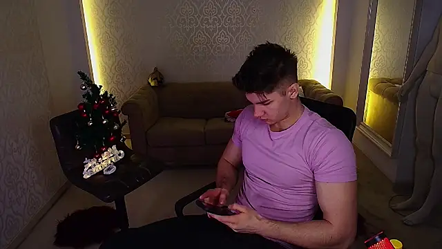 MaxKaiden online show from 11-27-25, 05:41