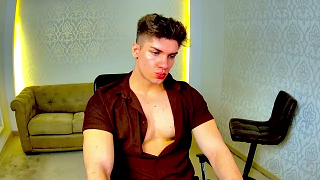 MaxKaiden online show from 02-25-26, 05:40