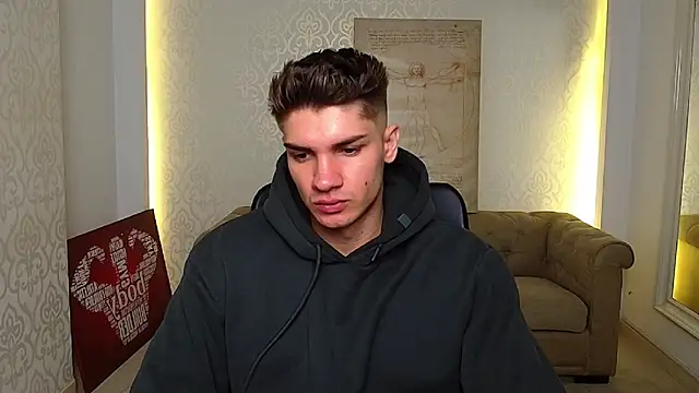 MaxKaiden online show from 10-06-25, 04:35