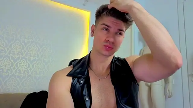 MaxKaiden online show from 04-30-26, 04:52