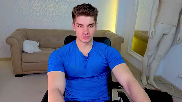 MaxKaiden online show from 05-25-26, 05:51