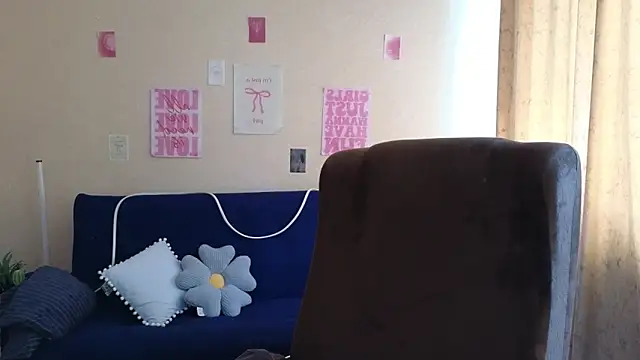Sandra Snowflake online show from 05-08-26, 12:09