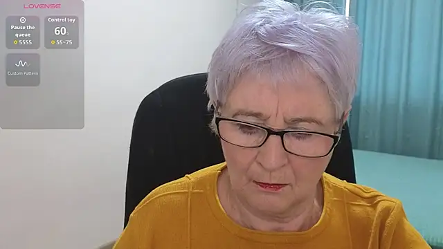 Sandra Snowflake online show from 11-22-25, 11:53