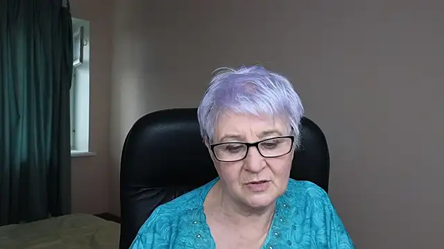 Sandra Snowflake online show from 03-19-25, 10:11