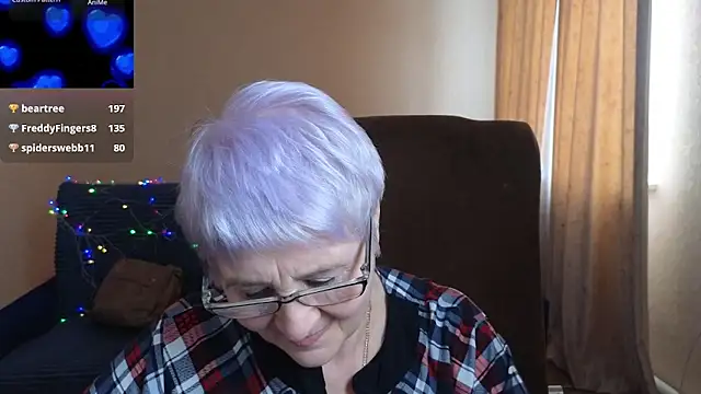 Sandra Snowflake online show from 02-19-26, 12:13