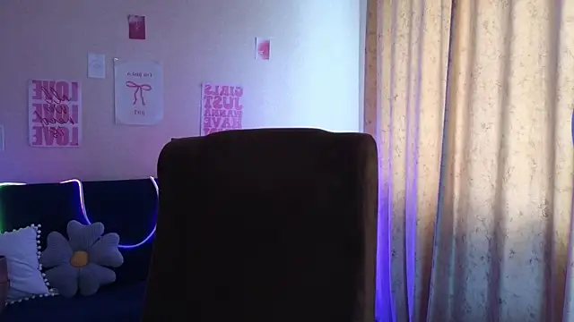Sandra Snowflake online show from 05-12-26, 12:00