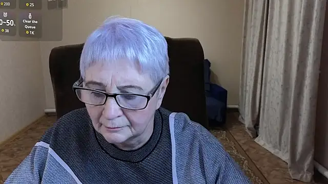 Sandra Snowflake online show from 01-14-26, 04:38