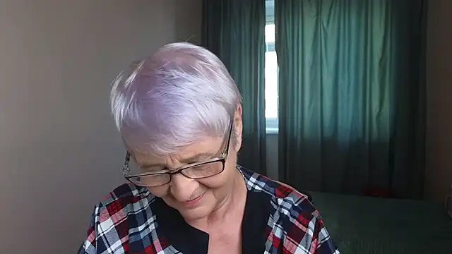 Sandra Snowflake online show from 10-09-25, 11:55