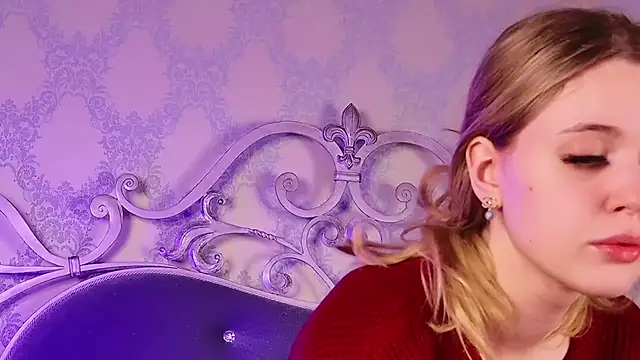 Snapshot of BECKI_VRES chatting on 10-10-25, 09:15 BECKI VRES online show from 10-10-25, 09:15