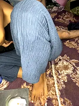 Snapshot of Sabnam_bano chatting on 09-09-25, 09:02 Sabnam bano online show from 09-09-25, 09:02