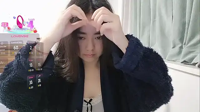 Snapshot of Lucy-xixi chatting on 02-16-26, 06:23 Lucy-xixi online show from 02-16-26, 06:23