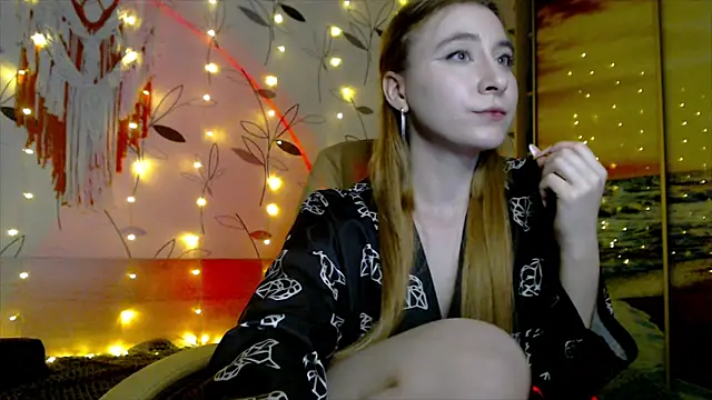 Snapshot of Ivy_dean chatting on 02-19-25, 12:14 Ivy dean online show from 02-19-25, 12:14