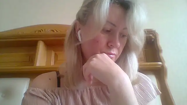 Mary888x online show from 02-17-25, 06:31