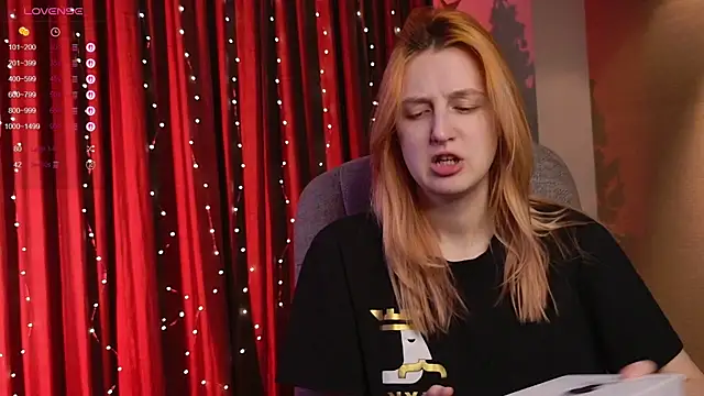 aishiro online show from 12-18-25, 01:37