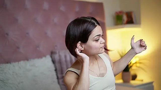 MaiaMini online show from 11-21-25, 09:25