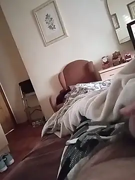 Snapshot of serpensy chatting on 11-18-25, 03:48 serpensy online show from 11-18-25, 03:48