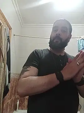 Snapshot of serpensy chatting on 10-24-25, 06:29 serpensy online show from 10-24-25, 06:29