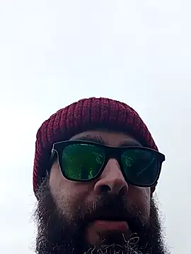 Snapshot of serpensy chatting on 03-21-25, 03:35 serpensy online show from 03-21-25, 03:35