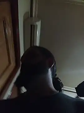 Snapshot of serpensy chatting on 10-22-25, 02:16 serpensy online show from 10-22-25, 02:16