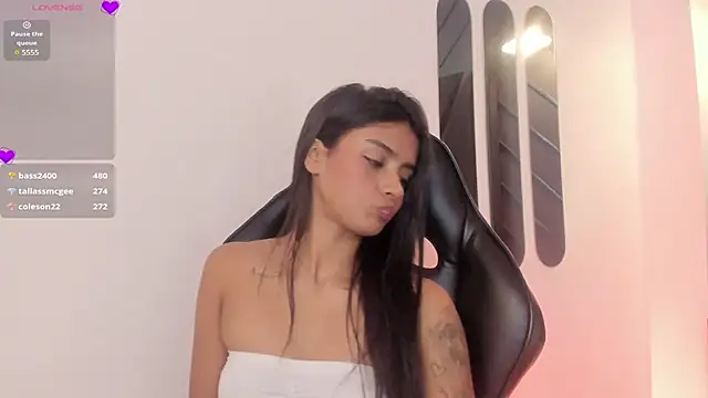 katia foxxx  online show from 02-22-25, 08:42